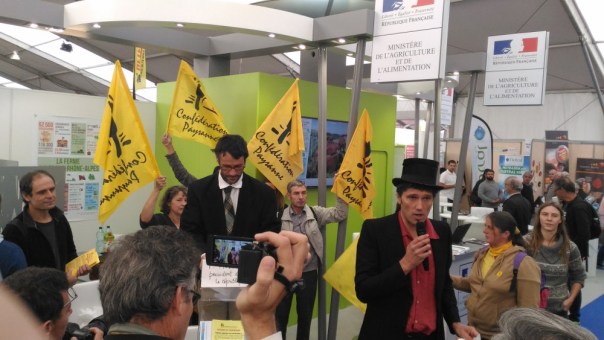 2017-10_compress14_web