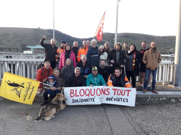 Action soutien Vaugris 20mars23 - 3