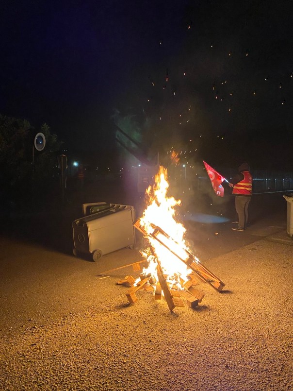 15D20F46-5DFE-4C77-B23F-C3E78F4BB991