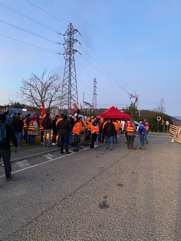 AA53497E-0EE1-408F-8528-06631D47E762