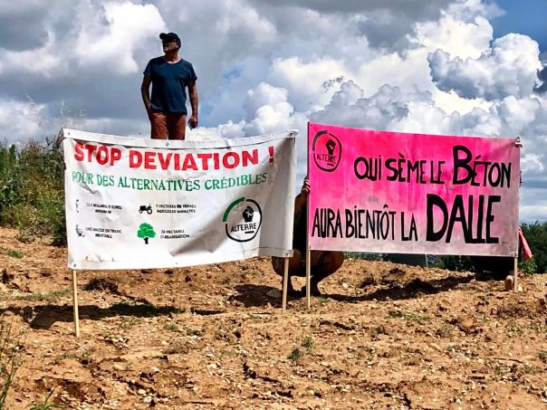 352981689_10226046991655693_4635064382681766326_n